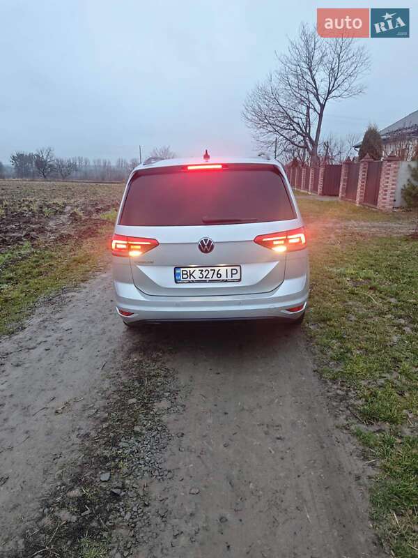 Мікровен Volkswagen Touran 2020 в Дубні