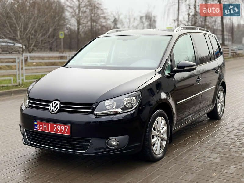 Volkswagen Touran 2012