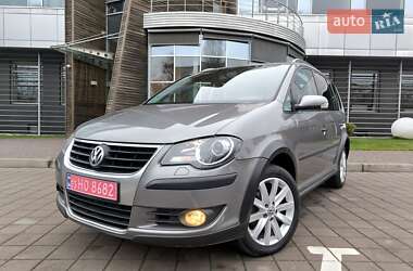 Мінівен Volkswagen Touran 2008 в Черкасах