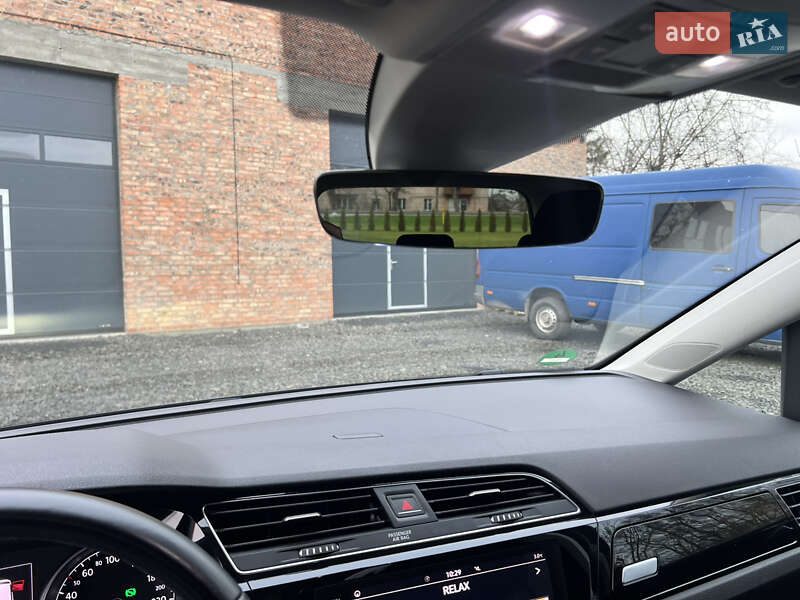 Мікровен Volkswagen Touran 2019 в Ковелі