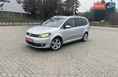 Минивэн Volkswagen Touran 2011 в Луцке