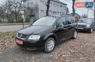 Минивэн Volkswagen Touran 2006 в Ровно