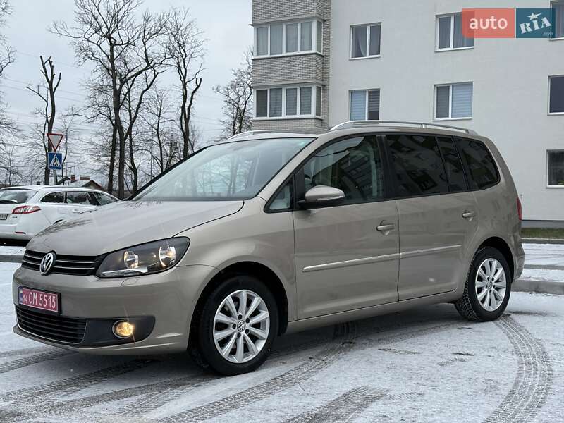 Volkswagen Touran 2011