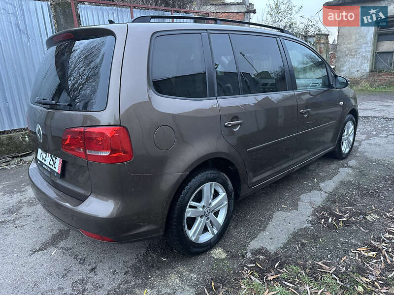 Мінівен Volkswagen Touran 2012 в Мукачевому
