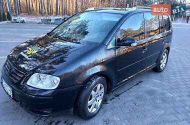 Минивэн Volkswagen Touran 2004 в Маневичах