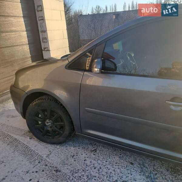 Мінівен Volkswagen Touran 2006 в Шепетівці