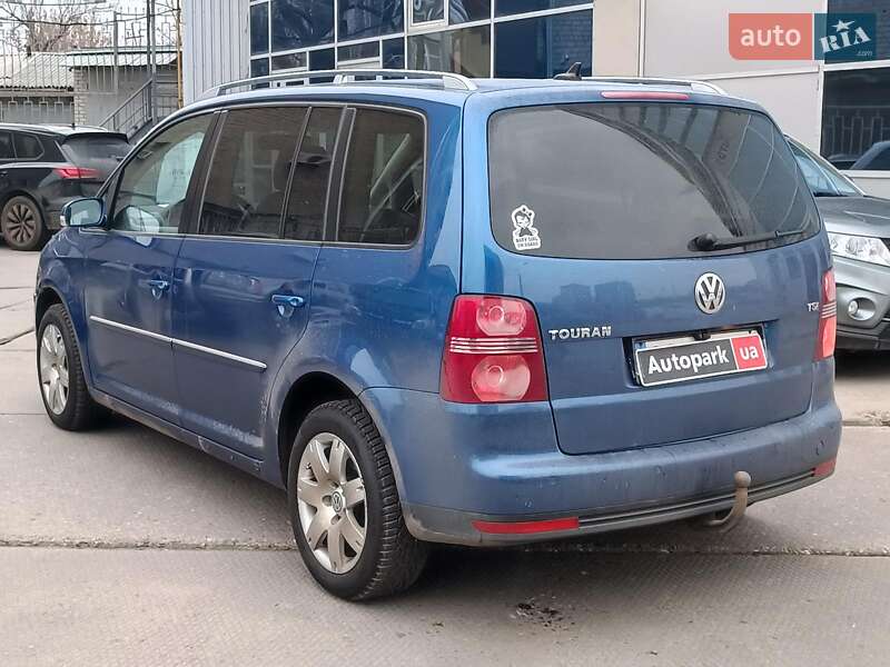 Минивэн Volkswagen Touran 2007 в Харькове