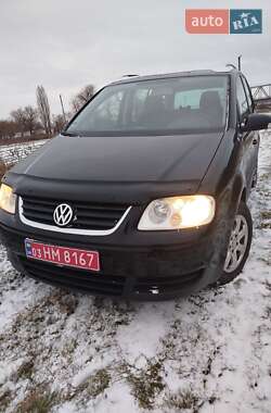 Минивэн Volkswagen Touran 2006 в Березане