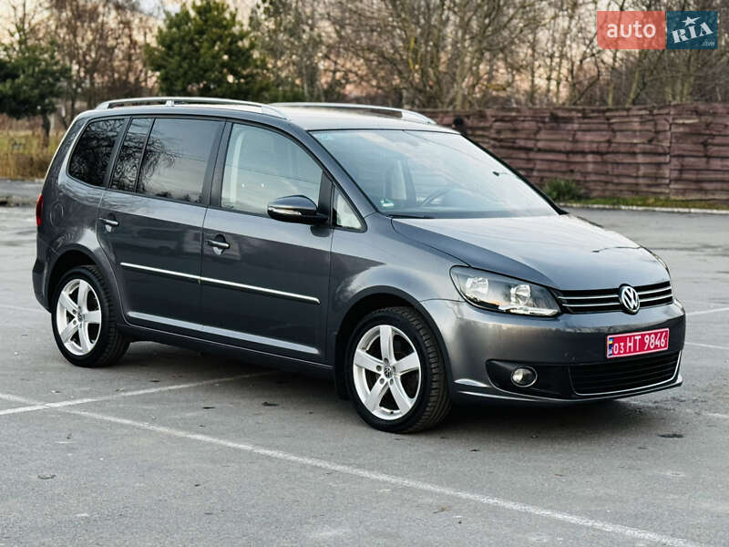 Мінівен Volkswagen Touran 2012 в Здолбуніві