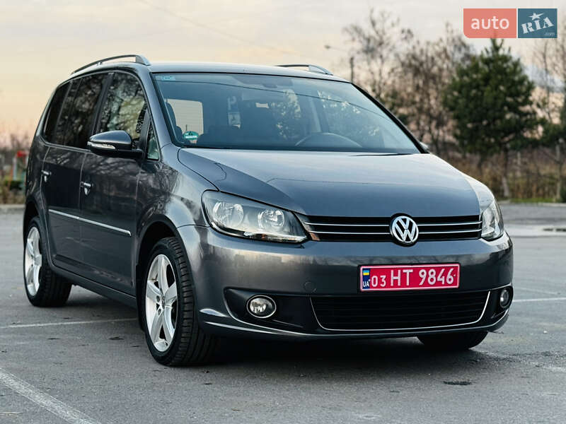 Мінівен Volkswagen Touran 2012 в Здолбуніві