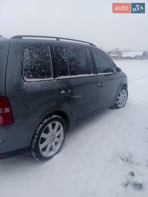 Минивэн Volkswagen Touran 2007 в Надворной фото 6 Минивэн Volkswagen Touran 2007 в Надворной