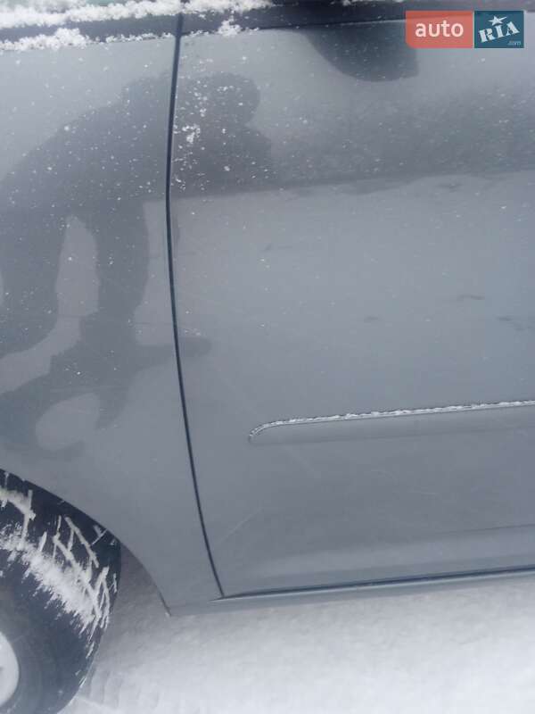 Минивэн Volkswagen Touran 2007 в Надворной фото 51 Минивэн Volkswagen Touran 2007 в Надворной