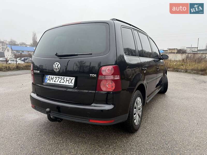 Минивэн Volkswagen Touran 2008 в Житомире