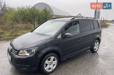 Мінівен Volkswagen Touran 2012 в Кам'янець-Подільському