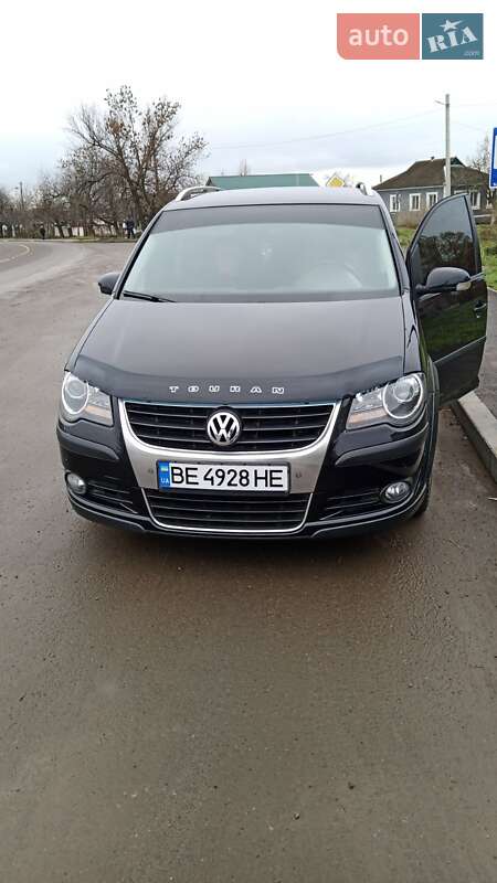 Мінівен Volkswagen Touran 2008 в Вознесенську