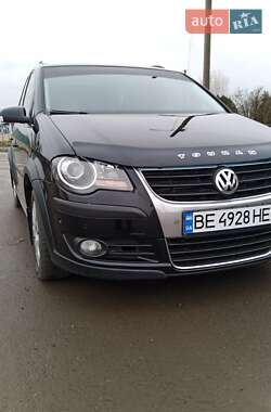 Минивэн Volkswagen Touran 2008 в Вознесенске