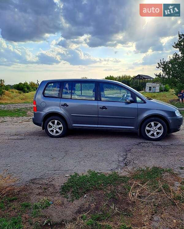 Volkswagen Touran 2005