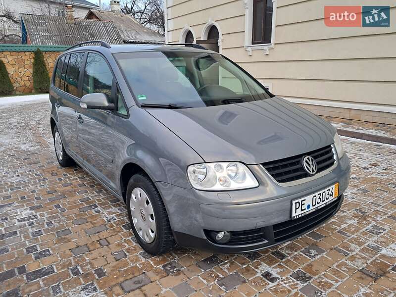 Минивэн Volkswagen Touran 2006 в Могилев-Подольске фото 32 Минивэн Volkswagen Touran 2006 в Могилев-Подольске