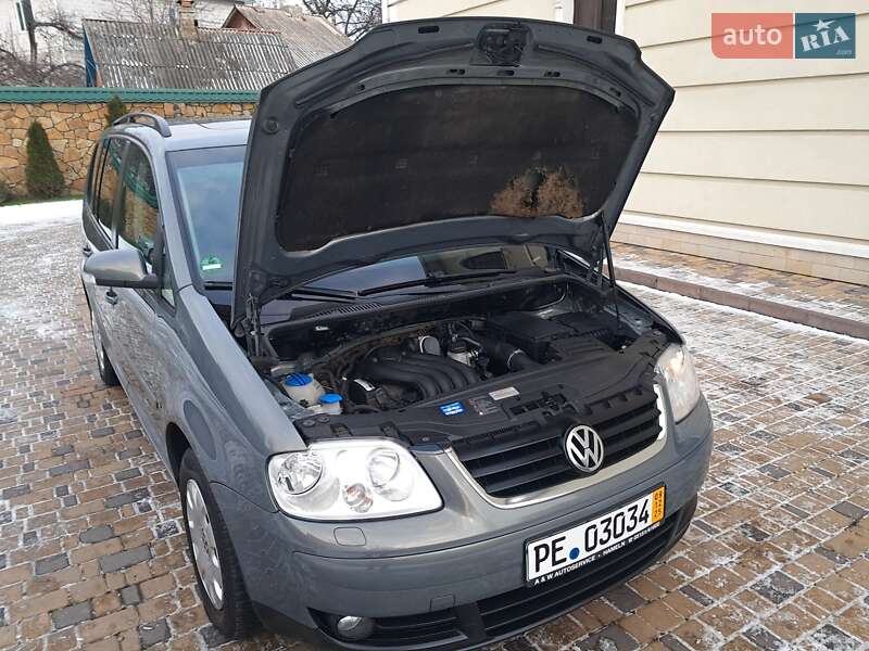 Минивэн Volkswagen Touran 2006 в Могилев-Подольске фото 85 Минивэн Volkswagen Touran 2006 в Могилев-Подольске