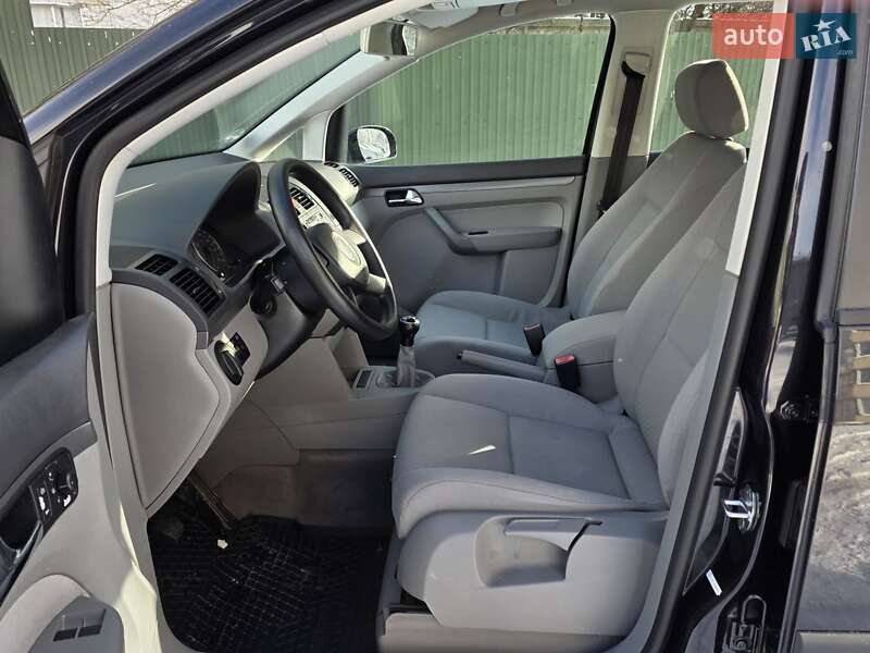 Минивэн Volkswagen Touran 2005 в Тернополе фото 22 Минивэн Volkswagen Touran 2005 в Тернополе