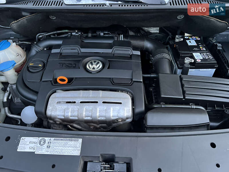 Минивэн Volkswagen Touran 2013 в Луцке фото 39 Минивэн Volkswagen Touran 2013 в Луцке