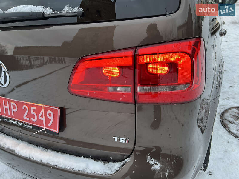 Минивэн Volkswagen Touran 2013 в Луцке фото 38 Минивэн Volkswagen Touran 2013 в Луцке
