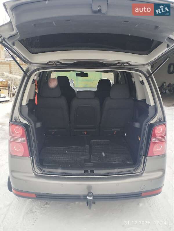 Минивэн Volkswagen Touran 2007 в Малой Виске фото 20 Минивэн Volkswagen Touran 2007 в Малой Виске