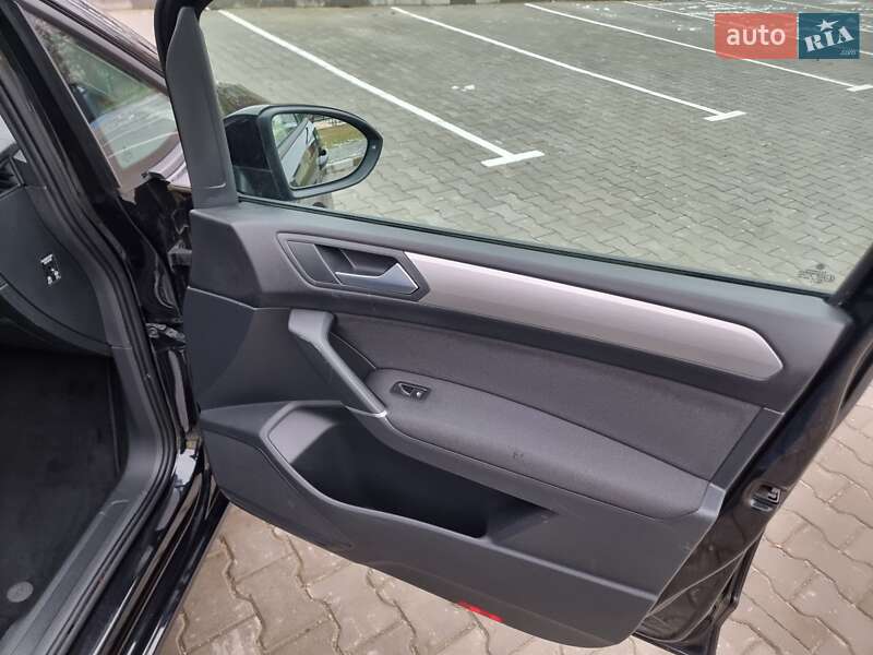 Мікровен Volkswagen Touran 2017 в Ковелі