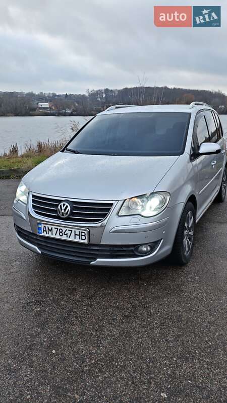 Минивэн Volkswagen Touran 2008 в Бердичеве