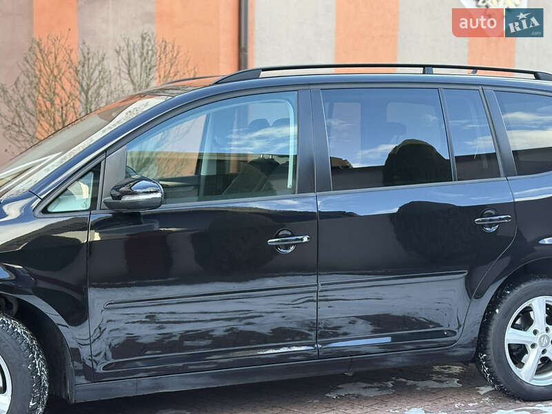 Минивэн Volkswagen Touran 2011 в Стрые фото 16 Минивэн Volkswagen Touran 2011 в Стрые