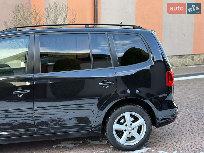 Минивэн Volkswagen Touran 2011 в Стрые фото 17 Минивэн Volkswagen Touran 2011 в Стрые