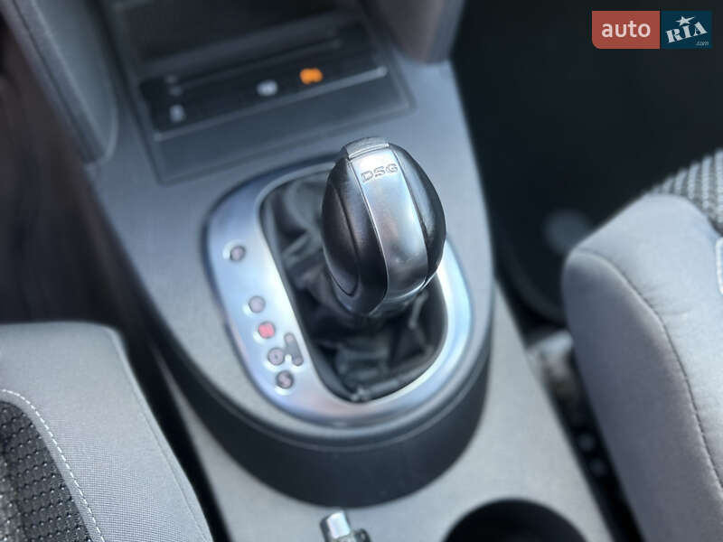 Минивэн Volkswagen Touran 2011 в Стрые фото 72 Минивэн Volkswagen Touran 2011 в Стрые