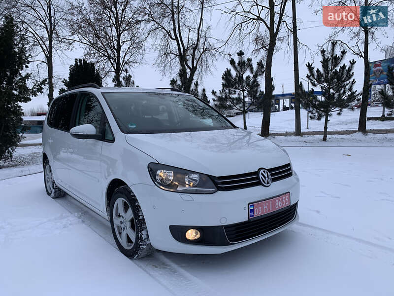 Минивэн Volkswagen Touran 2013 в Ровно