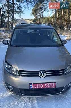 Минивэн Volkswagen Touran 2012 в Ратным