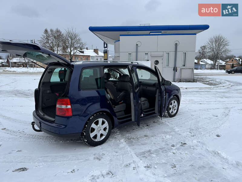 Мінівен Volkswagen Touran 2004 в Костопілі фото 7 Мінівен Volkswagen Touran 2004 в Костопілі