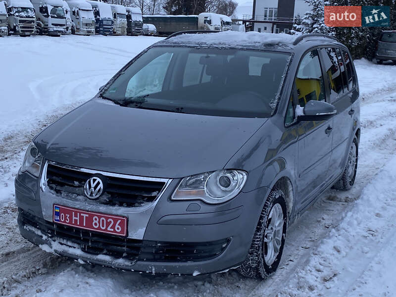Volkswagen Touran 2010