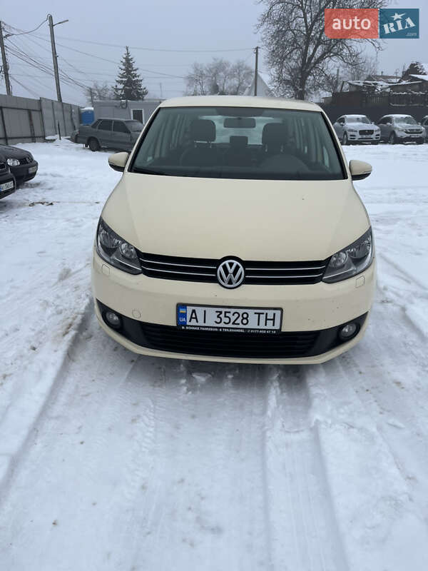 Volkswagen Touran 2015