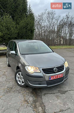 Мінівен Volkswagen Touran 2009 в Золотоноші