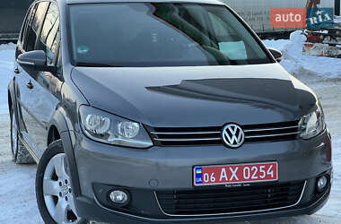 Мінівен Volkswagen Touran 2013 в Житомирі