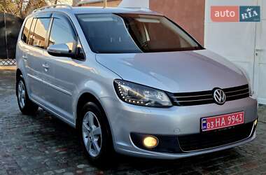 Минивэн Volkswagen Touran 2013 в Сваляве
