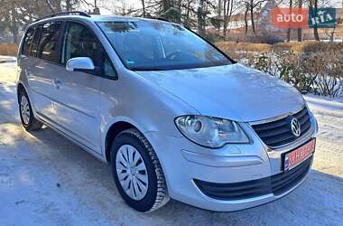 Минивэн Volkswagen Touran 2007 в Виннице