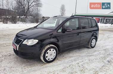 Мінівен Volkswagen Touran 2009 в Житомирі