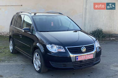 Минивэн Volkswagen Touran 2009 в Вознесенске