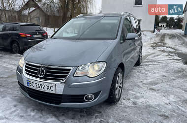Минивэн Volkswagen Touran 2008 в Бродах