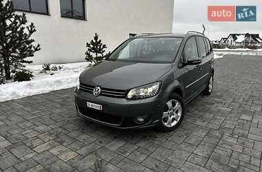 Минивэн Volkswagen Touran 2010 в Луцке