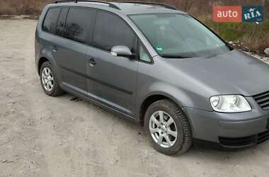 Минивэн Volkswagen Touran 2004 в Запорожье