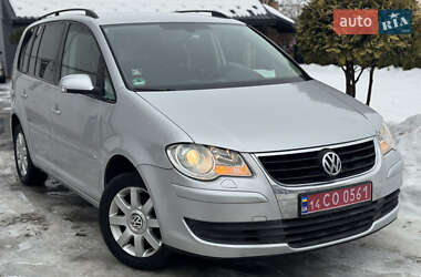 Минивэн Volkswagen Touran 2008 в Львове