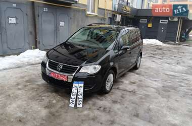 Минивэн Volkswagen Touran 2006 в Ивано-Франковске