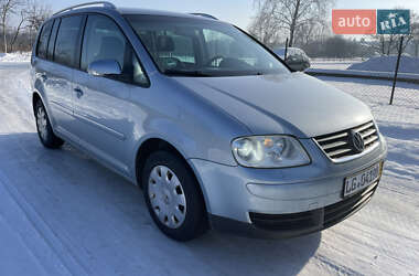 Минивэн Volkswagen Touran 2006 в Ивано-Франковске