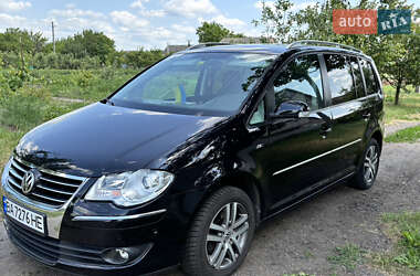 Минивэн Volkswagen Touran 2008 в Александровке